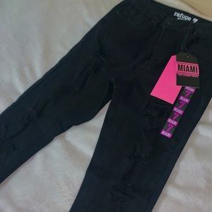 Black high rise skinny jeans size 7 with tags